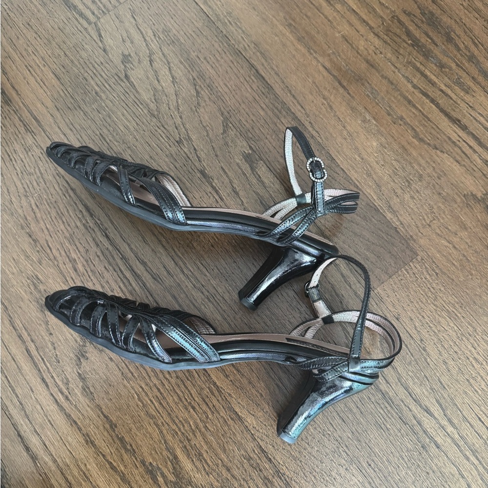 BeautiFeel Elegant Black Strappy Heels - Picture 3 of 5